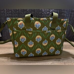 Vera Bradley Floral Green organizing tote Bag